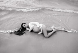 ensaio fotogr&aacute;fico na praia Florian&oacute;polis