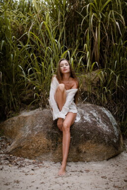 women photoshoot Florianopolis beach