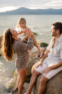 ensaio de família na praia