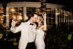 how to organize a garden ceremony,