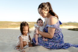 family photoshoot in Florianopolis sand dunes